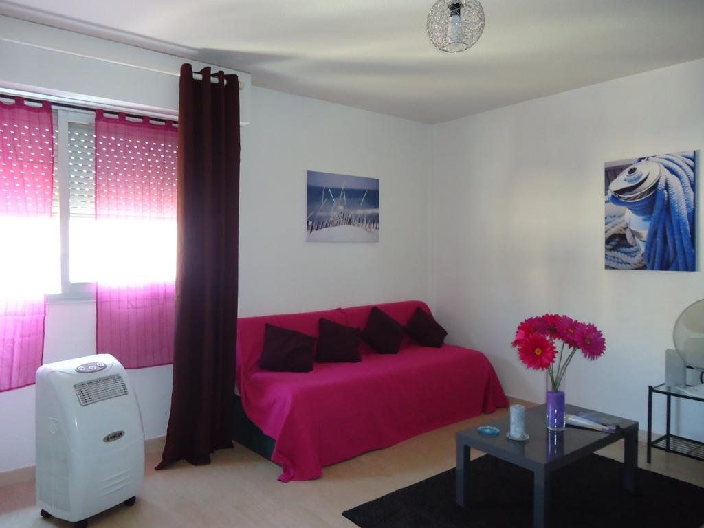 Studios A Golfe Juan Номер фото